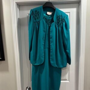 Danier Teal Women's Skirt Set with Embroidery